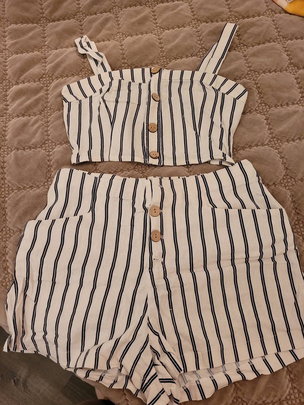 Garage Striped Two-Piece Linen Set